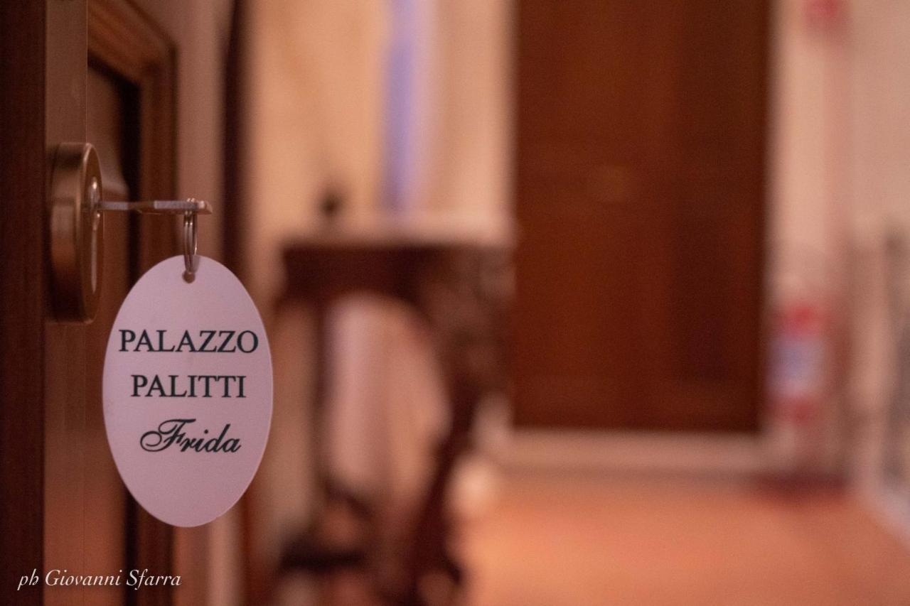 Palazzo Palitti Bed & Breakfast Roio ภายนอก รูปภาพ