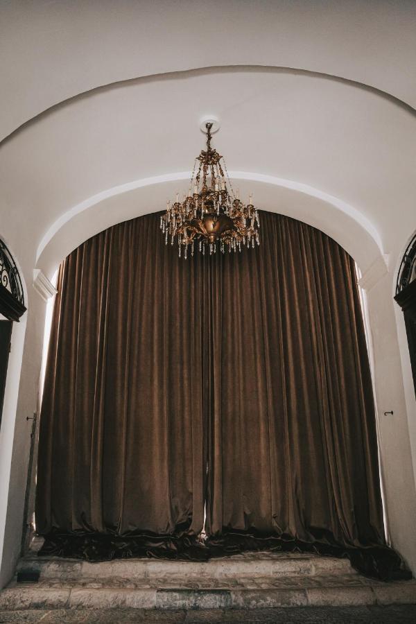 Palazzo Palitti Bed & Breakfast Roio ภายนอก รูปภาพ