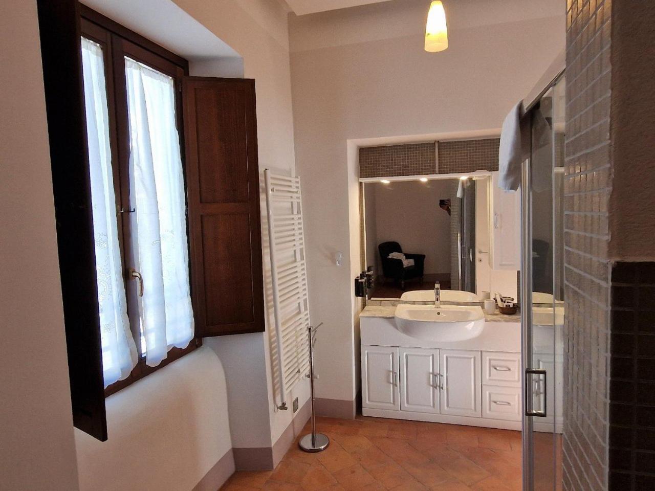 Palazzo Palitti Bed & Breakfast Roio ภายนอก รูปภาพ