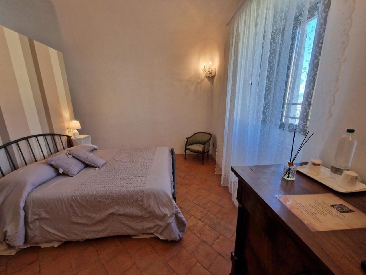 Palazzo Palitti Bed & Breakfast Roio ภายนอก รูปภาพ