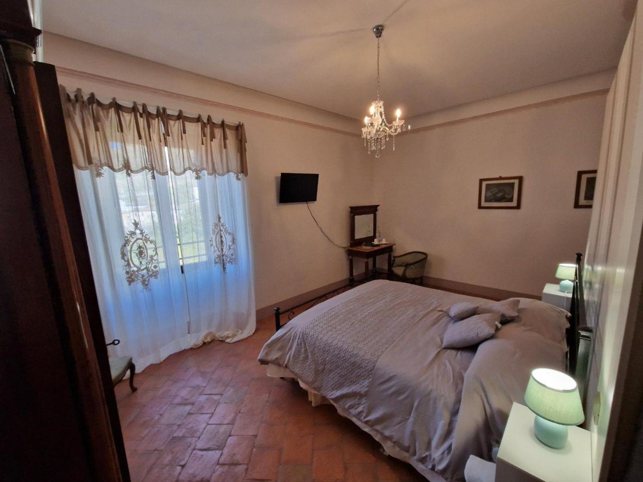 Palazzo Palitti Bed & Breakfast Roio ภายนอก รูปภาพ